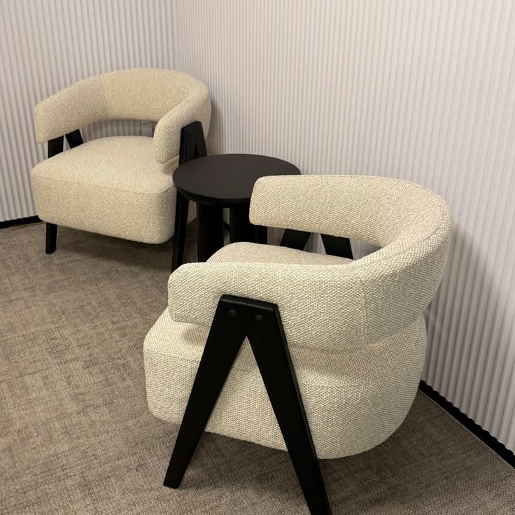 Aura curve lounge chair